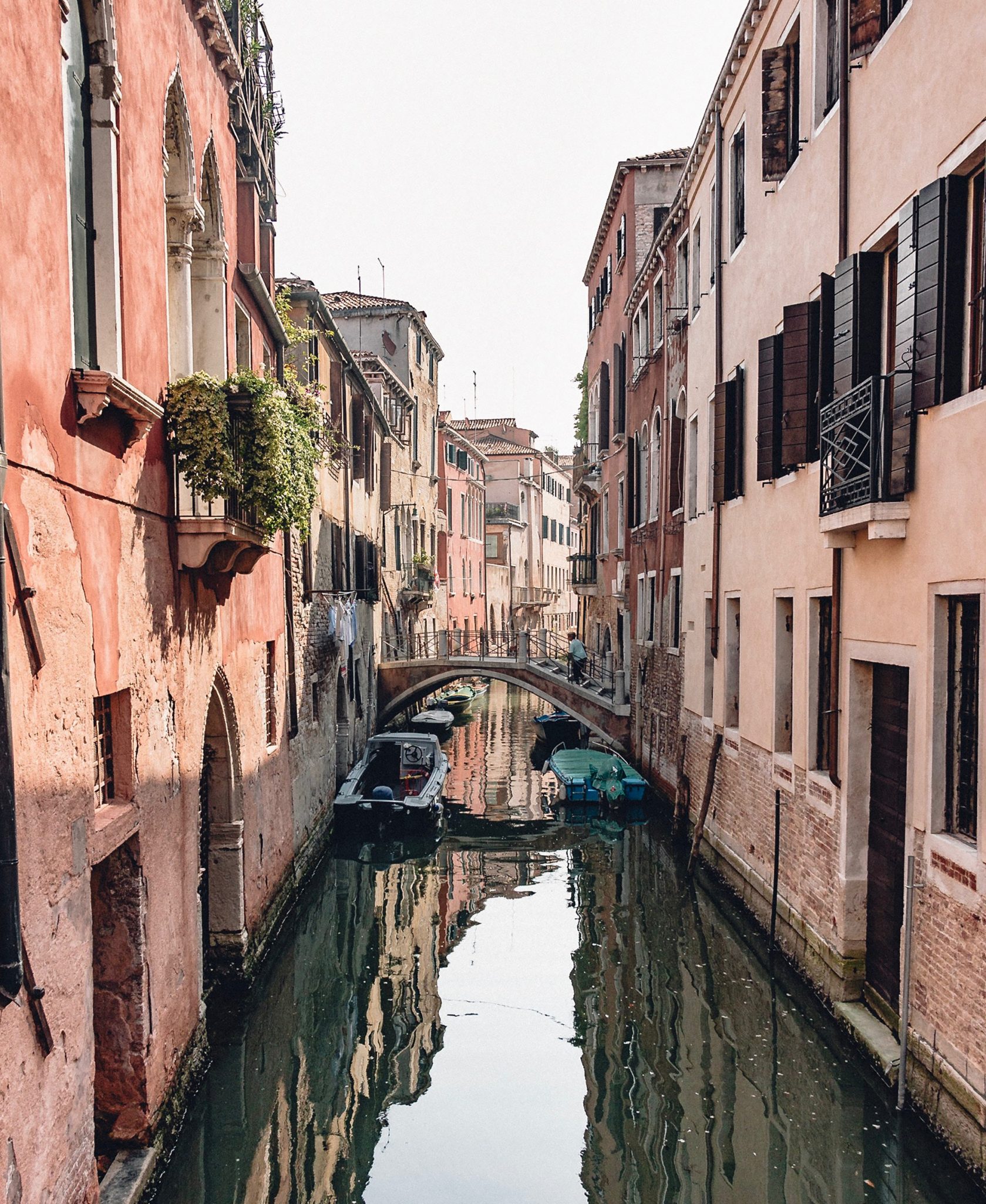 john-jason-346881-unsplash_2000