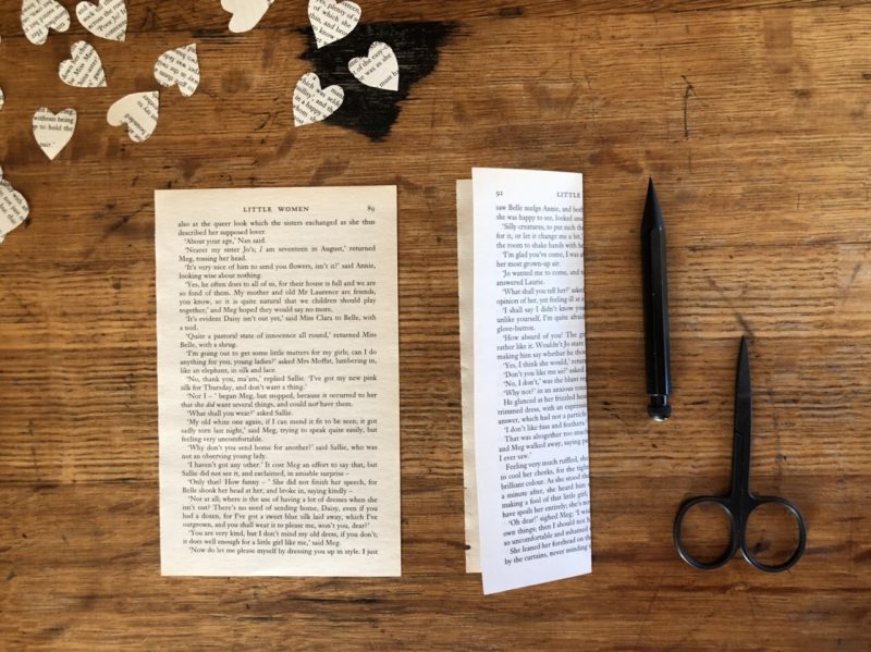 The Travelling Bookbinder: Heart Confetti: First fold