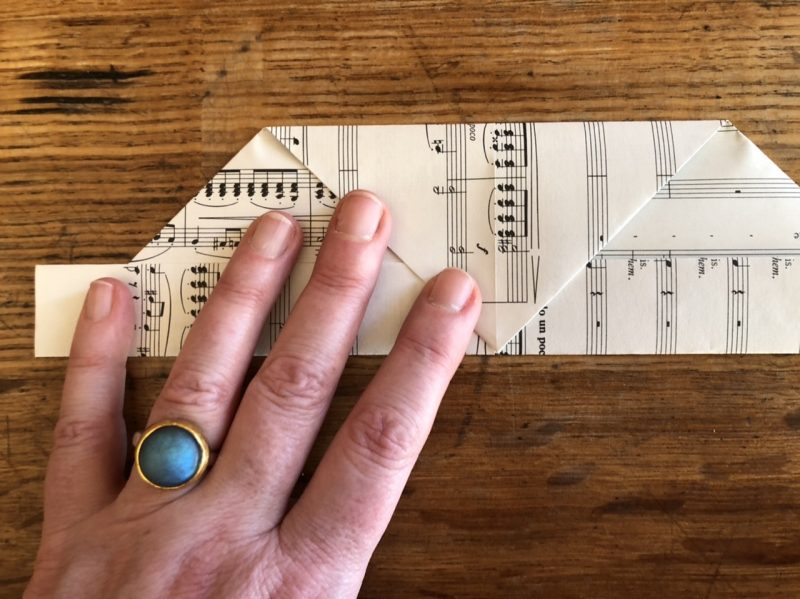 The Travelling Bookbinder: Heart Confetti: Point folded to bottom edge