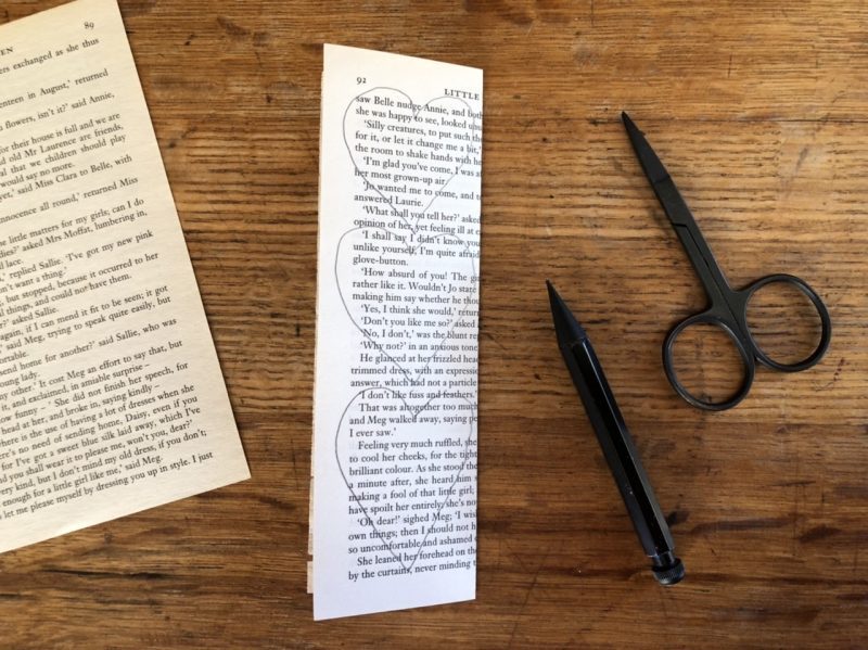 The Travelling Bookbinder: Heart Confetti: Draw hearts