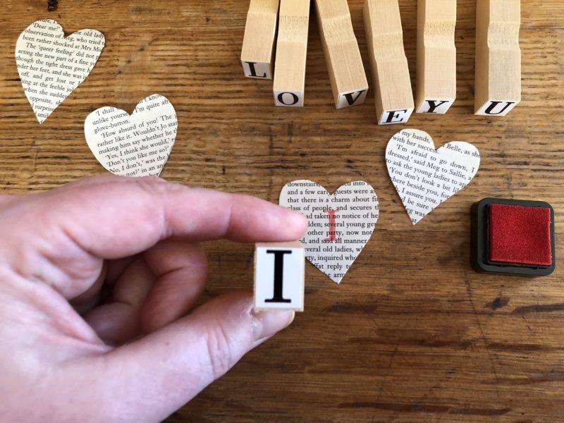 The Travelling Bookbinder: Heart Confetti: Get stamping
