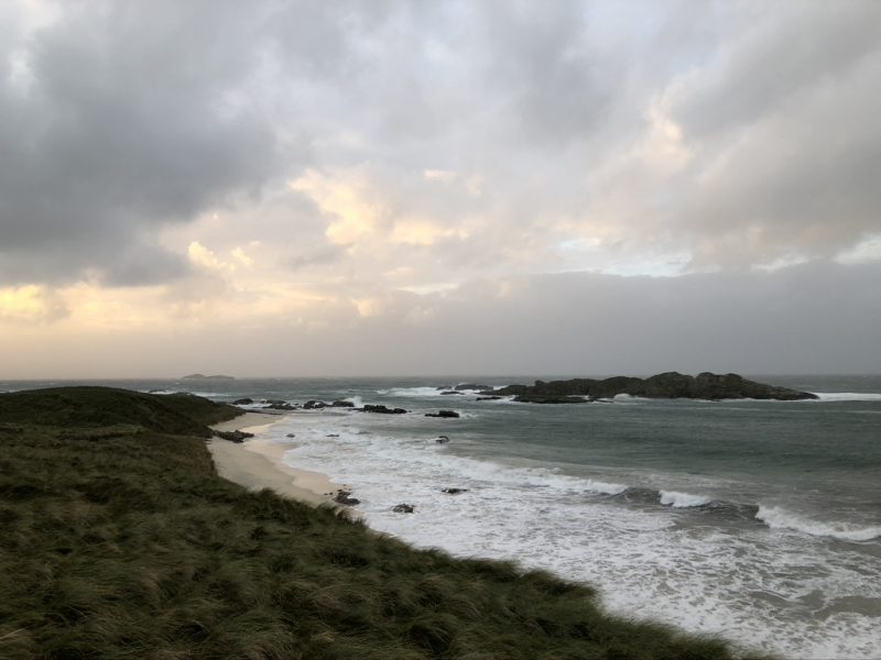 Isle of Iona: The Travelling Bookbinder: Book Review: Thin Places, Kerri ni Dochartaigh