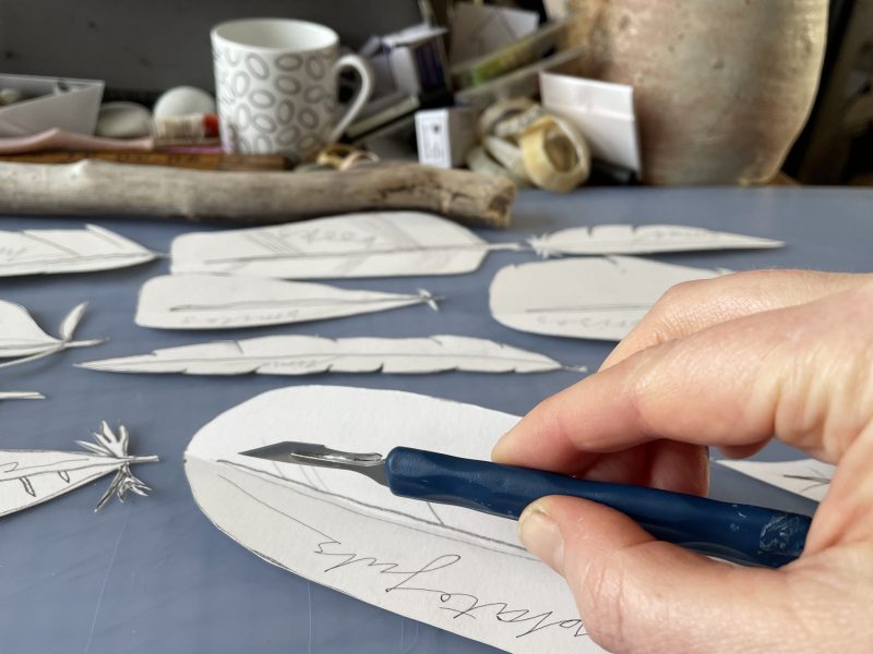 The Travelling Bookbinder: Bookart project: Twelve Gifts: Score each feather