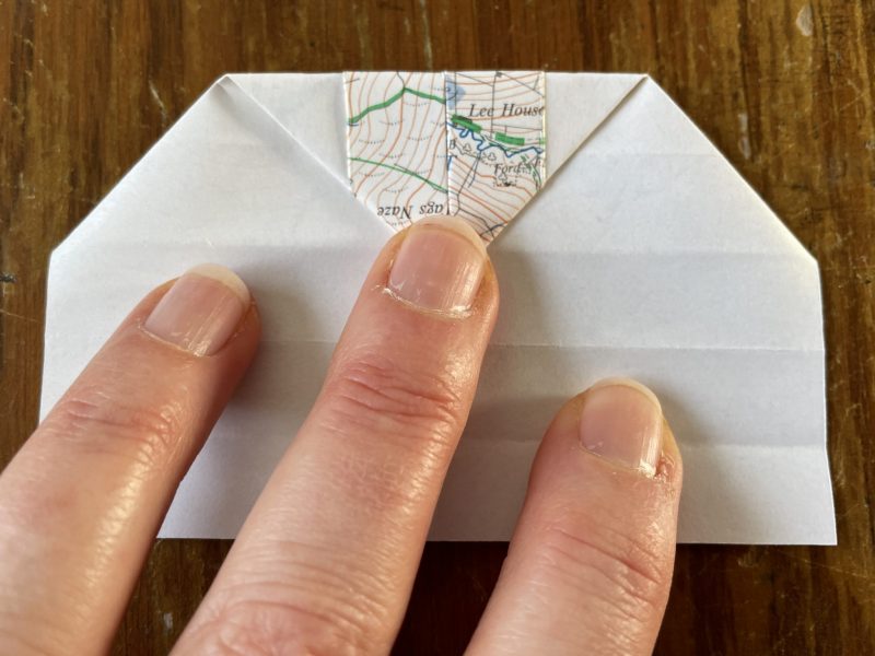 The Travelling Bookbinder: Origami Heart Ring: Fold right down