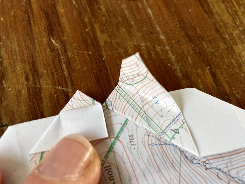 The Travelling Bookbinder: Origami Heart Ring: And the other side