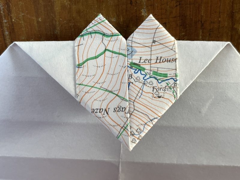 The Travelling Bookbinder: Origami Heart Ring: Shape forming