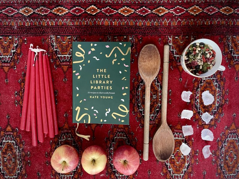 The Travelling Bookbinder: Book Review: The Little Library Parties