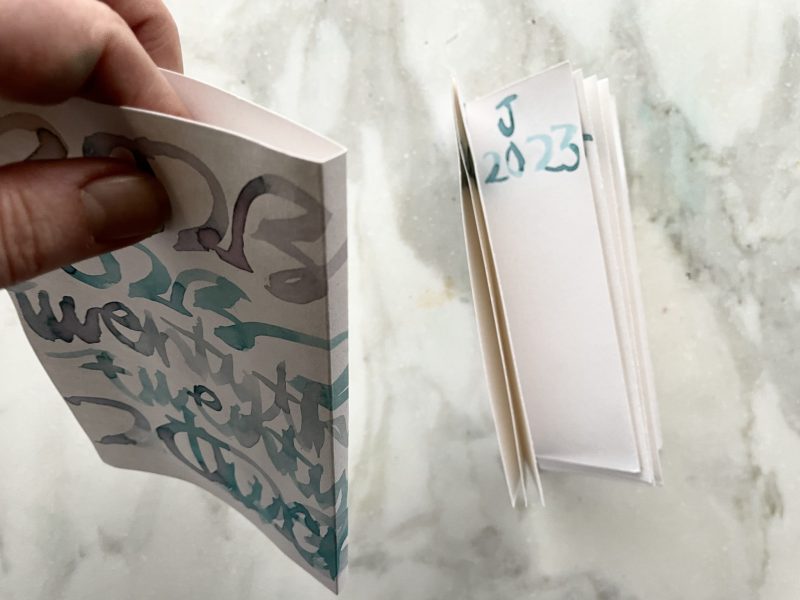 The Travelling Bookbinder: How to: Make a notebook: Box pleat