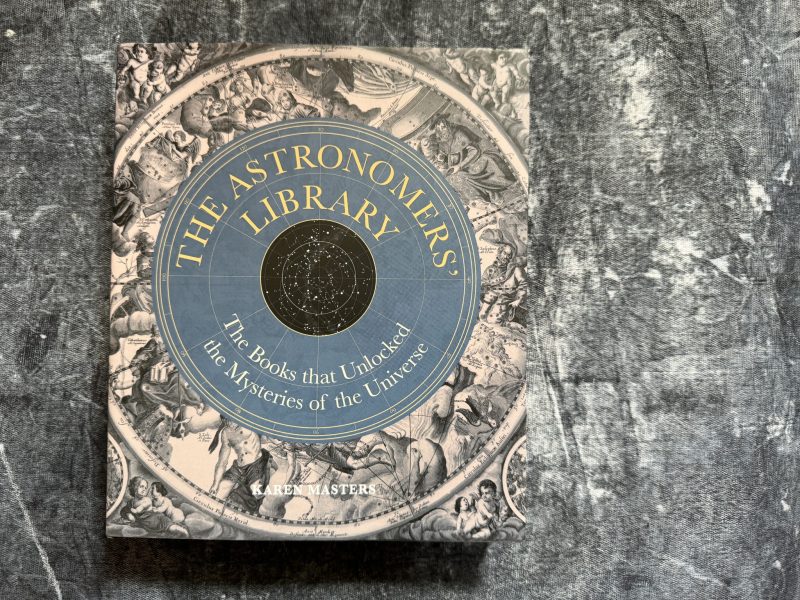 The Travelling Bookbinder: Book review: The Astronomers' Library: Karen Masters: Published by Ivy Press: Quarto